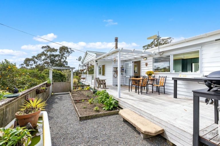 Photo of property in 25 Wayby Station Road, Wellsford, 0972