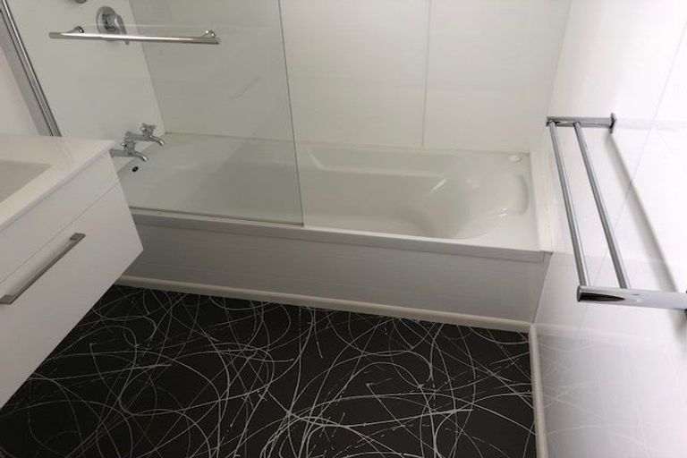 Photo of property in 15 Burns Street, Kew, Invercargill, 9812