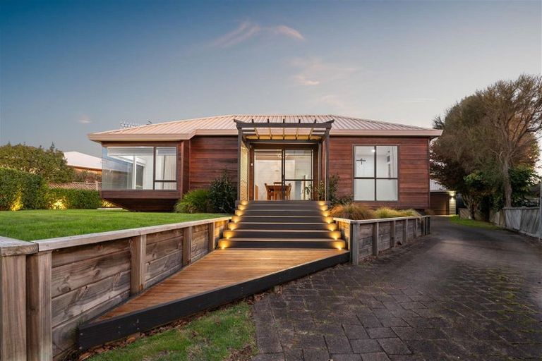 Photo of property in 13 Thelma Place, Lynmore, Rotorua, 3010