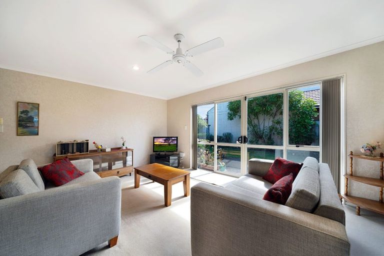 Photo of property in 172 Waitemata Drive, Ranui, Auckland, 0612