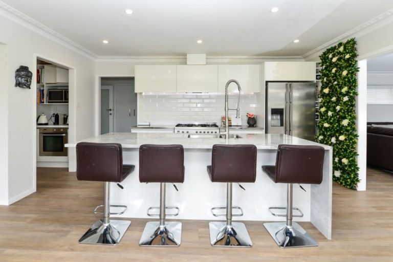 Photo of property in 35 Marnane Terrace, St Andrews, Hamilton, 3200