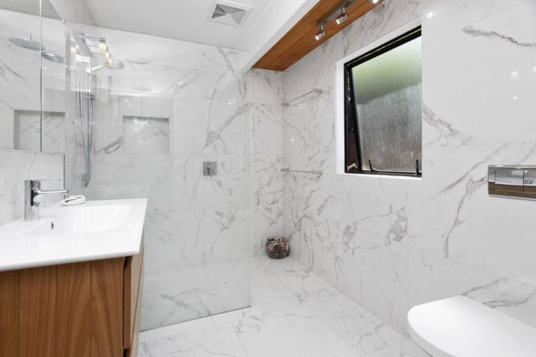 Photo of property in 22 Camden Place, Papatoetoe, Auckland, 2025