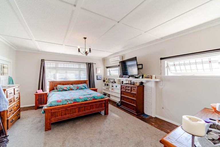 Photo of property in 76 Kennedy Road, Napier South, Napier, 4110