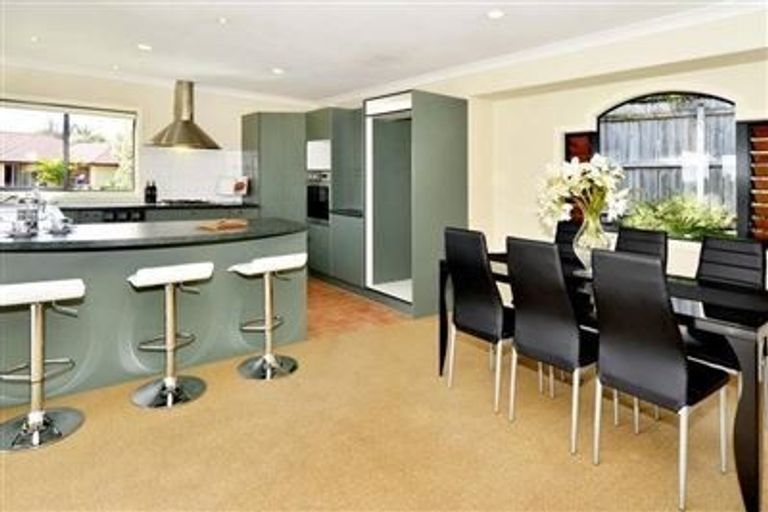 Photo of property in 23 Black Teal Close, Unsworth Heights, Auckland, 0632