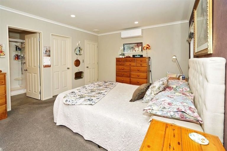 Photo of property in 10 Callum Court, Rototuna, Hamilton, 3210
