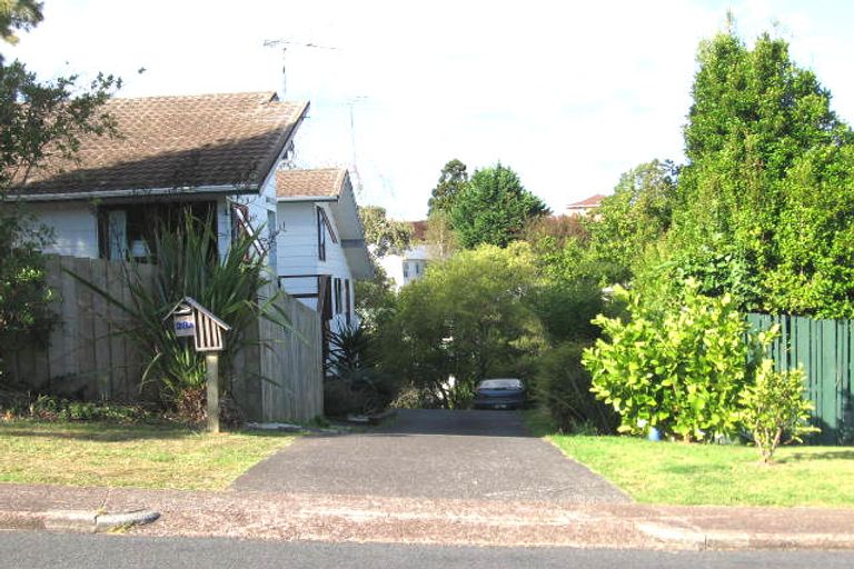 Photo of property in 2/28 Marina Road, Torbay, Auckland, 0630