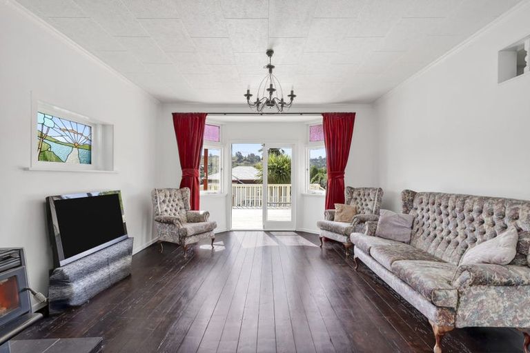 Photo of property in 35 Tipahi Street, Nelson South, Nelson, 7010