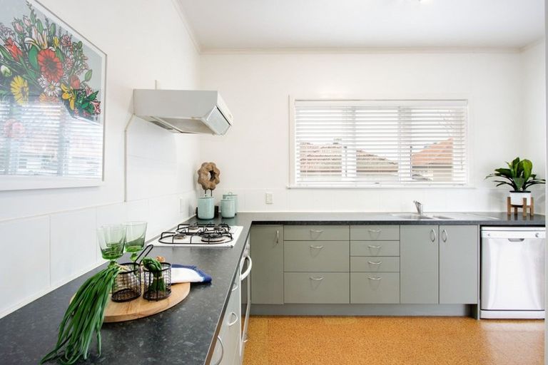 Photo of property in 911 Rangiora Street, Mahora, Hastings, 4120