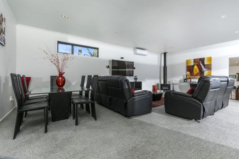 Photo of property in 151 Arran Road, Browns Bay, Auckland, 0630