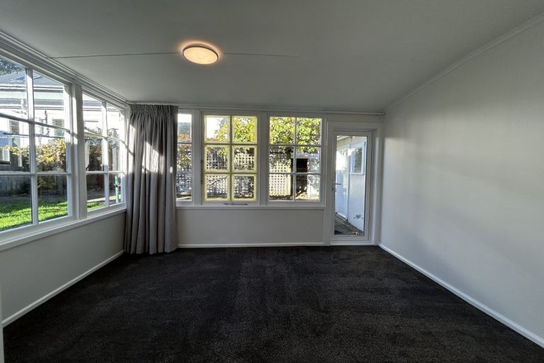 Photo of property in 39 Austin Street, Mount Victoria, Wellington, 6011