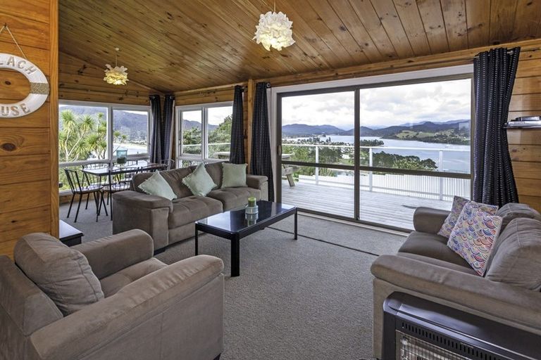 Photo of property in 204 Paku Drive, Tairua, 3508