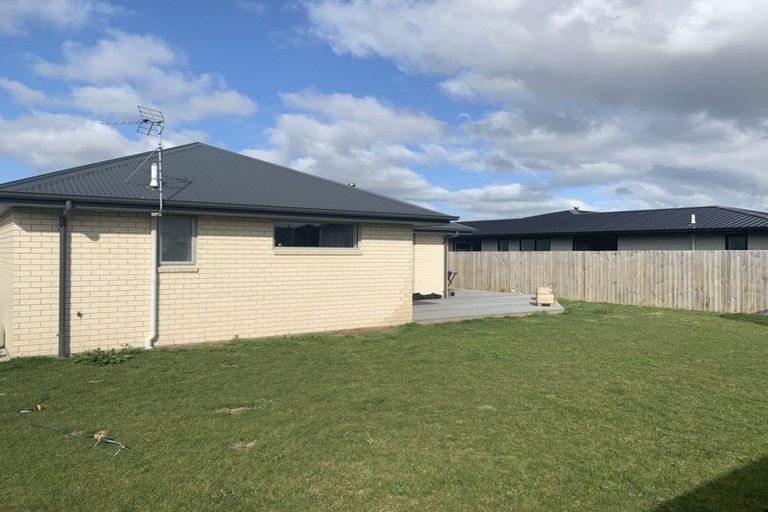 Photo of property in 51 Shadbolt Lane, Rolleston, 7614