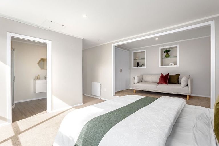 Photo of property in 9 Brora Crescent, Papakowhai, Porirua, 5024