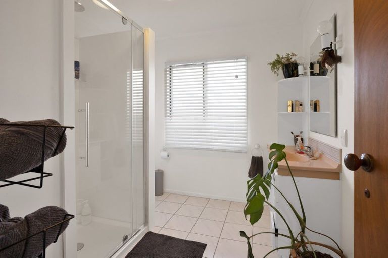 Photo of property in 283 Glover Road, Hawera, 4610