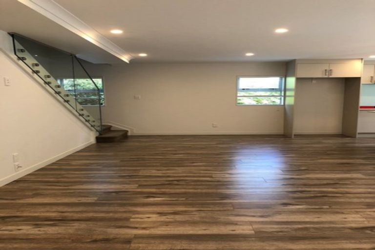 Photo of property in 47c Elliot Street, Howick, Auckland, 2014