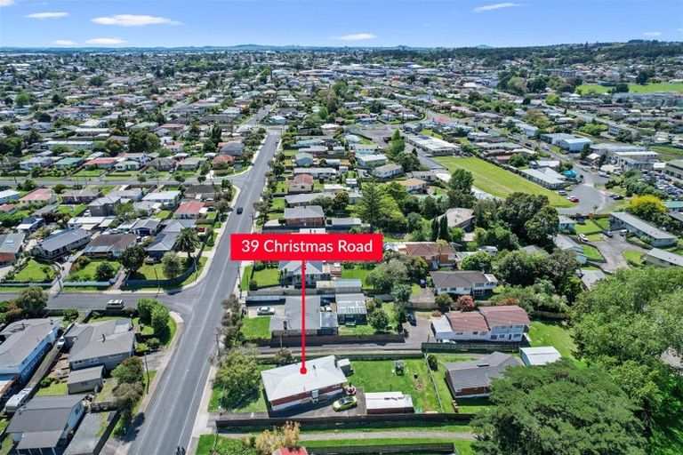 Photo of property in 39 Christmas Road, Manurewa, Auckland, 2102