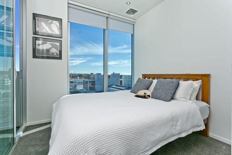 Photo of property in Sentinel Apartments, 706/3 Northcroft Street, Takapuna, Auckland, 0622