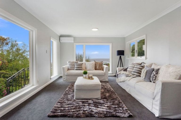 Photo of property in 129 Major Hornbrook Road, Mount Pleasant, Christchurch, 8081