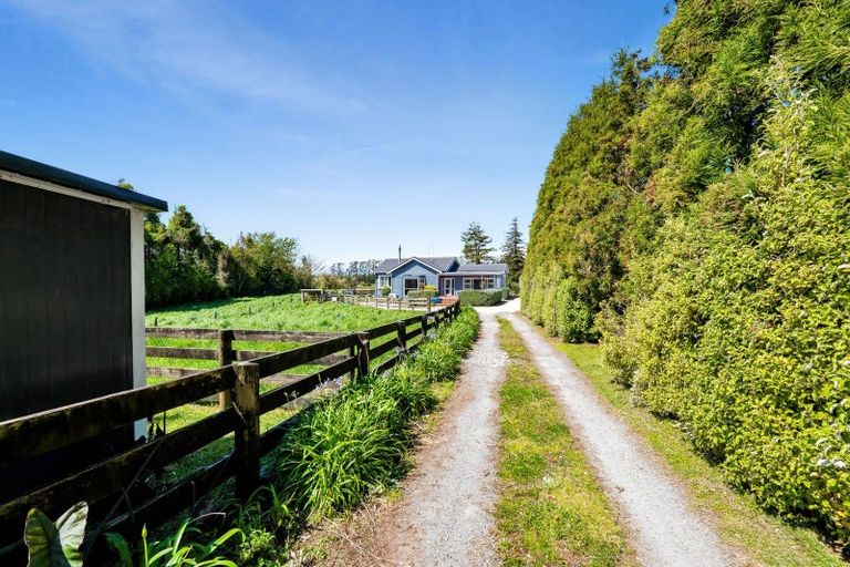 Photo of property in 1233 Egmont Road, Egmont Village, New Plymouth, 4372