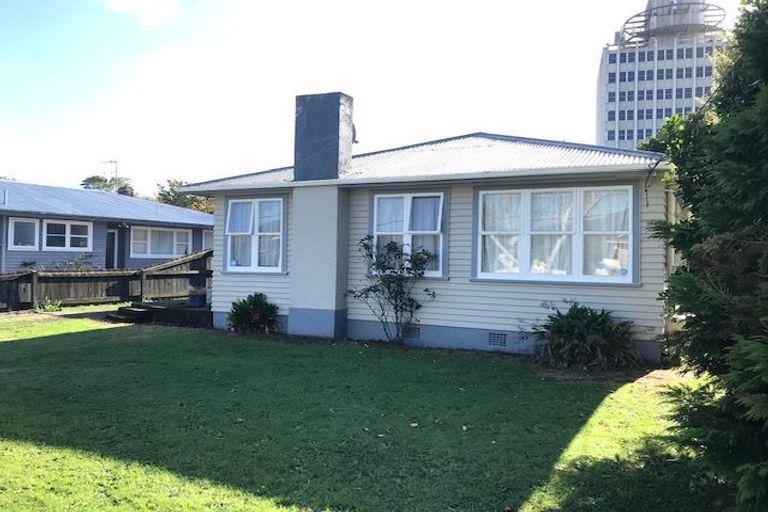 Photo of property in 205 Taita Drive, Avalon, Lower Hutt, 5011