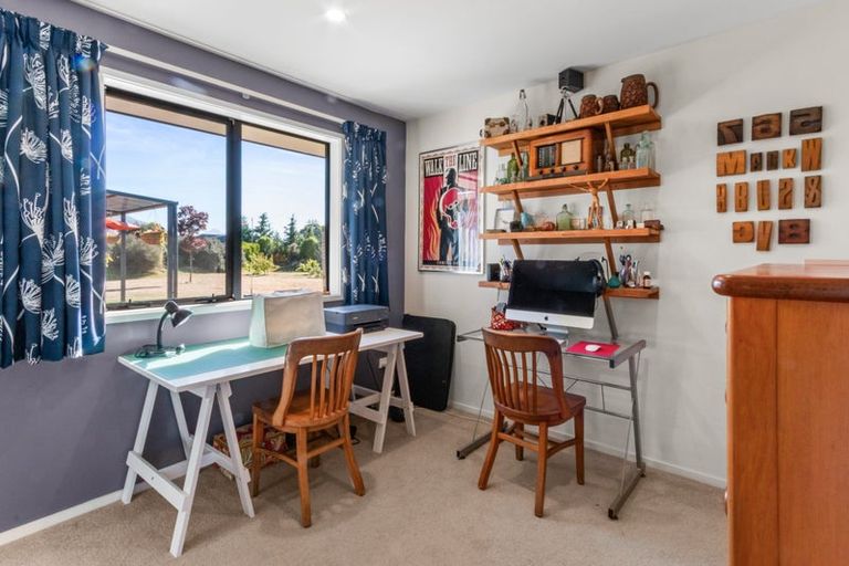 Photo of property in 1 Jack Young Place, Albert Town, Wanaka, 9305