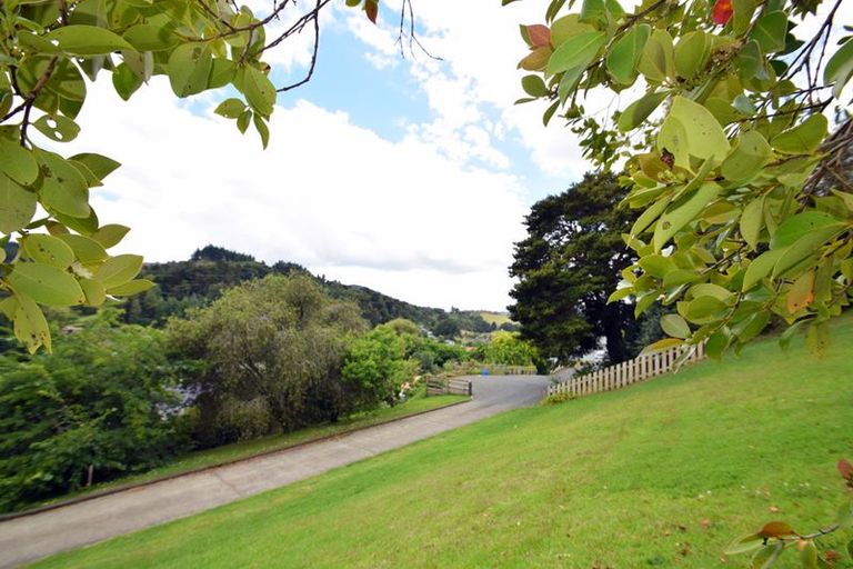 Photo of property in 10 Willow Place, Horahora, Whangarei, 0110