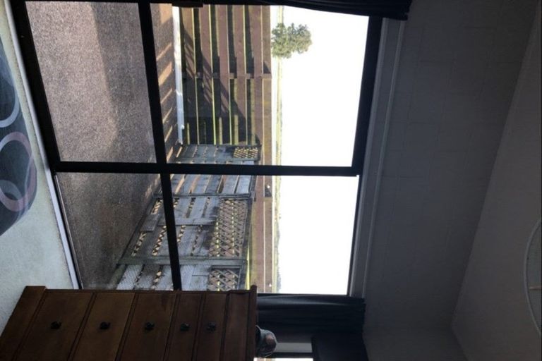 Photo of property in 14 Kaanapali Place, Wattle Downs, Auckland, 2103