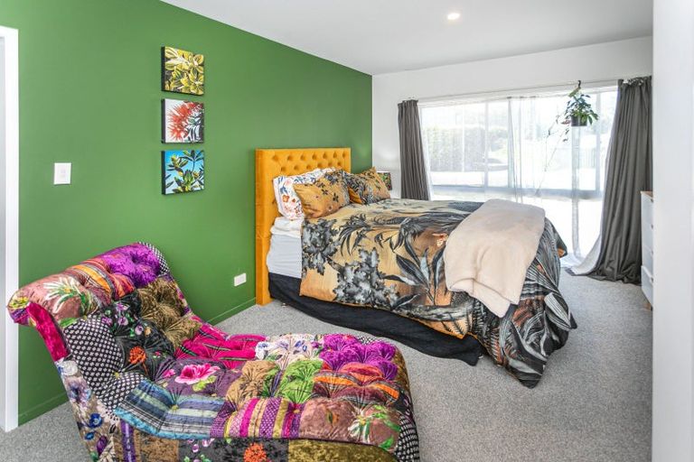 Photo of property in 15 Moray Place, Whiritoa, Whangamata, 3691