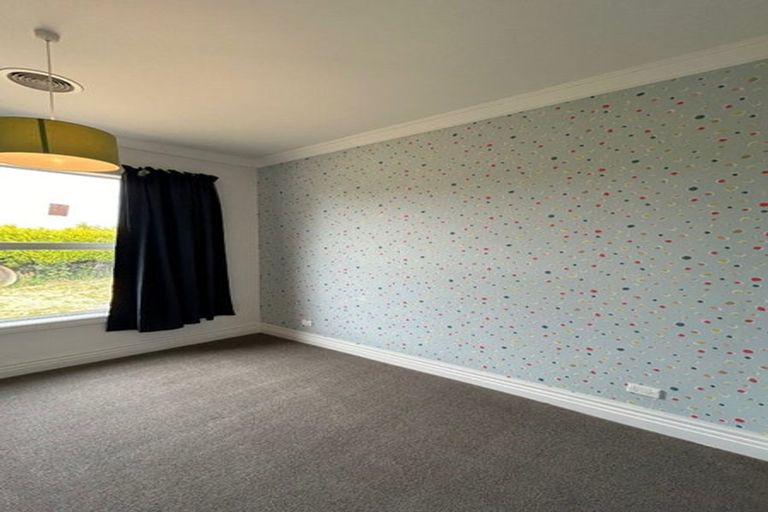 Photo of property in 22 Princes Road, Greenhills, Invercargill, 9877