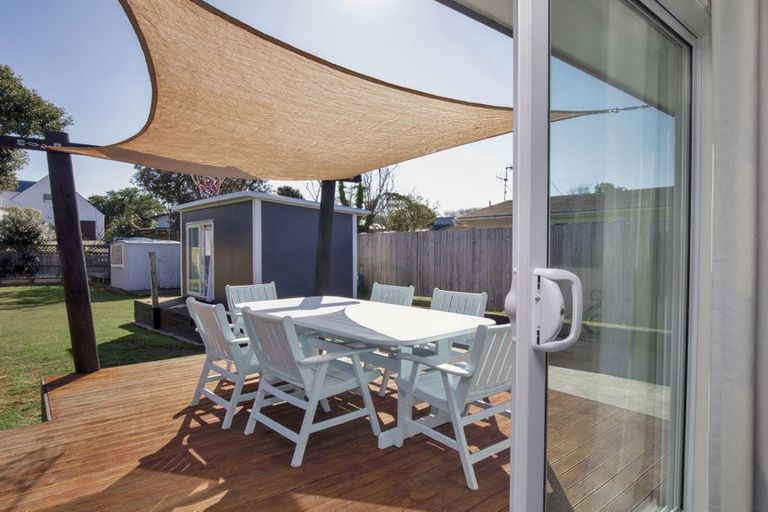 Photo of property in 221 Matai Road, Raumati Beach, Paraparaumu, 5032