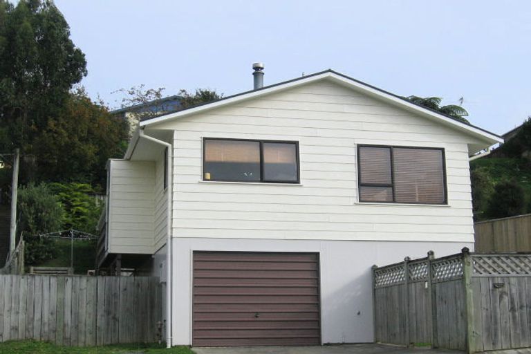 Photo of property in 83 Logie Street, Stokes Valley, Lower Hutt, 5019