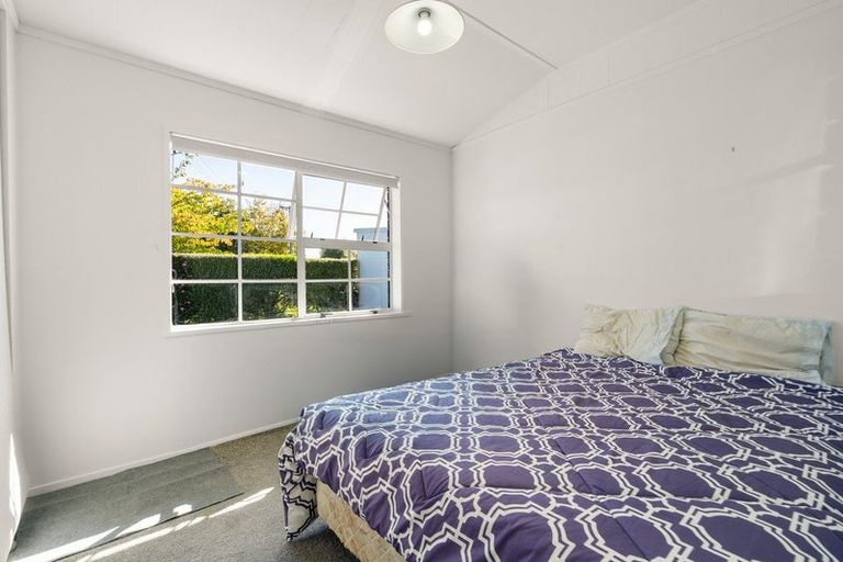 Photo of property in 86 Shakespeare Street, Leamington, Cambridge, 3432