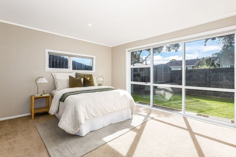 Photo of property in 9 Brora Crescent, Papakowhai, Porirua, 5024