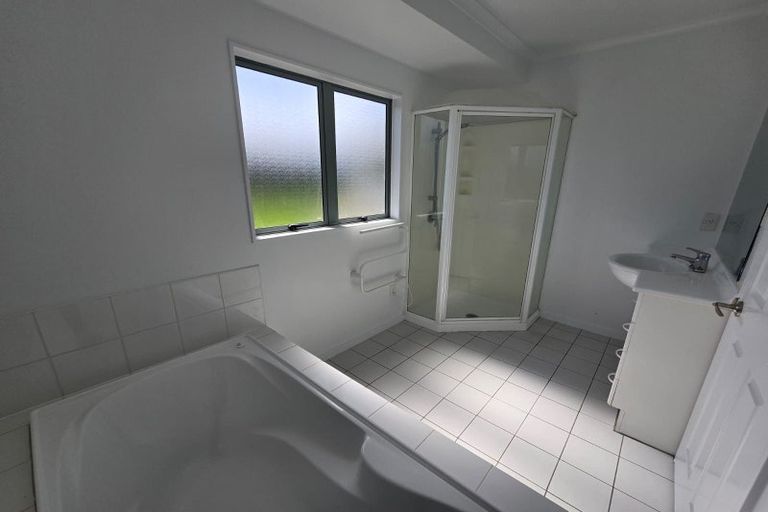 Photo of property in 48 Spinnaker Drive, Flagstaff, Hamilton, 3210