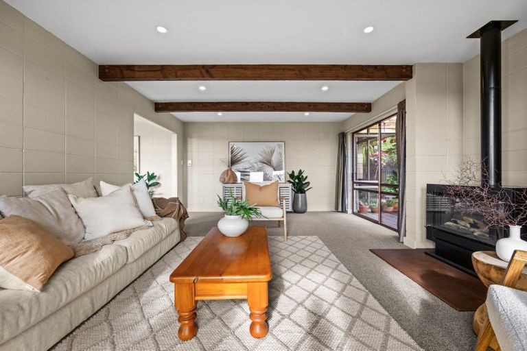 Photo of property in 27 Coventry Avenue, Tamatea, Napier, 4112