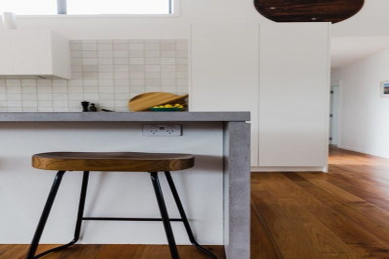 Photo of property in 17 Rogers Road, Bay View, Napier, 4104