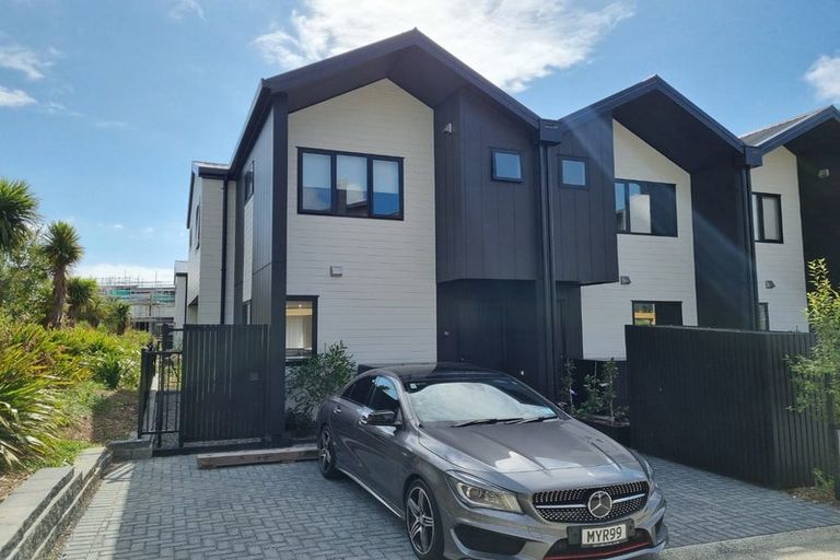 Photo of property in 4e Nerita Place, Long Bay, Auckland, 0630