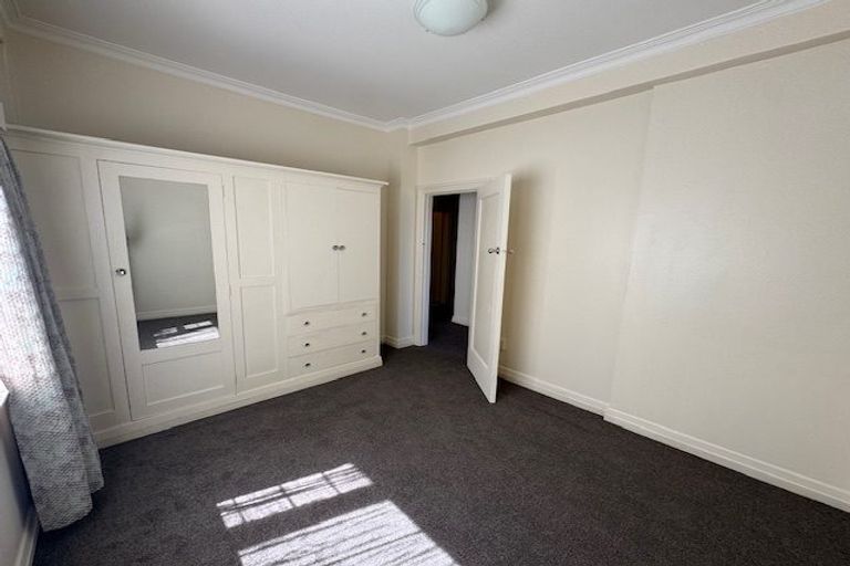 Photo of property in Elms Court Flats, 8/367 The Terrace, Te Aro, Wellington, 6011