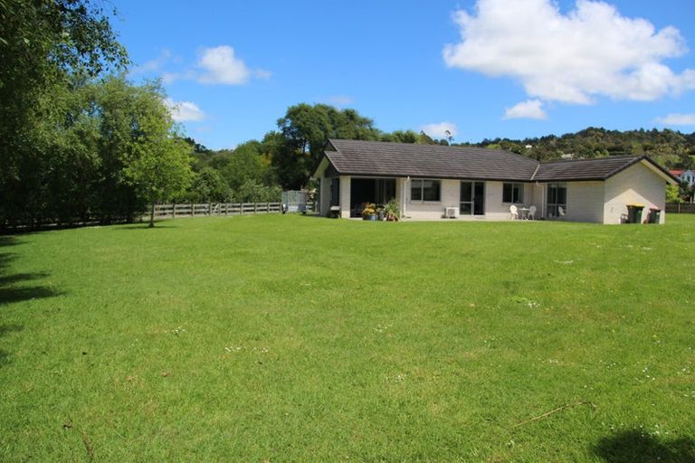 Photo of property in 17 Downer Access Road, Kaukapakapa, 0873