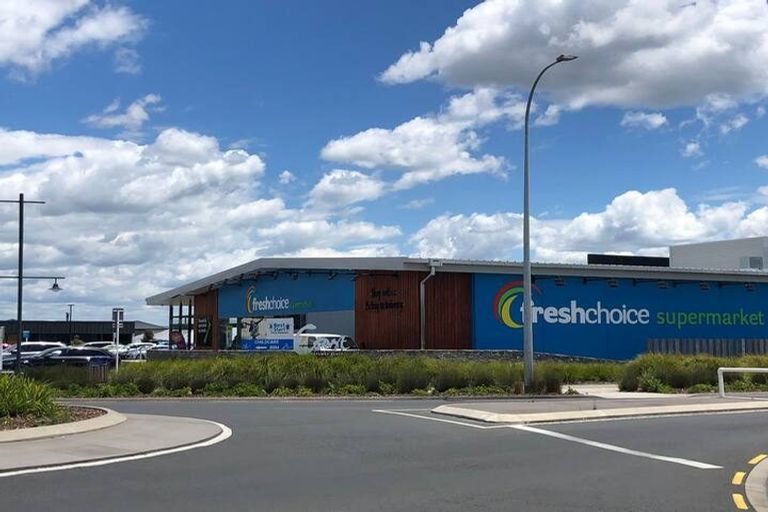 Photo of property in 220a Papamoa Beach Road, Papamoa Beach, Papamoa, 3118