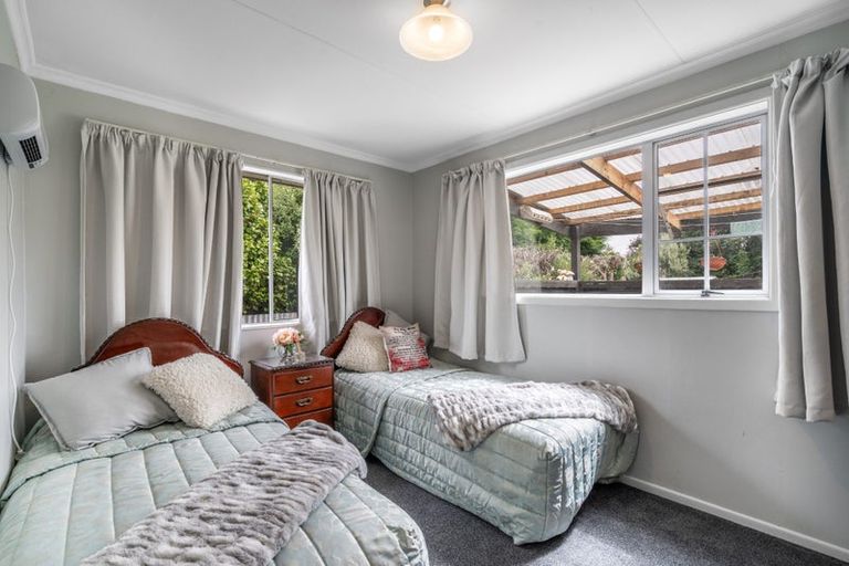 Photo of property in 27 Iona Place, Strathern, Invercargill, 9812