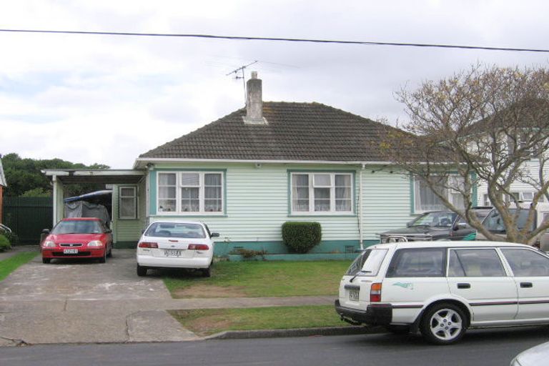 Photo of property in 14 Compton Crescent, Taita, Lower Hutt, 5011