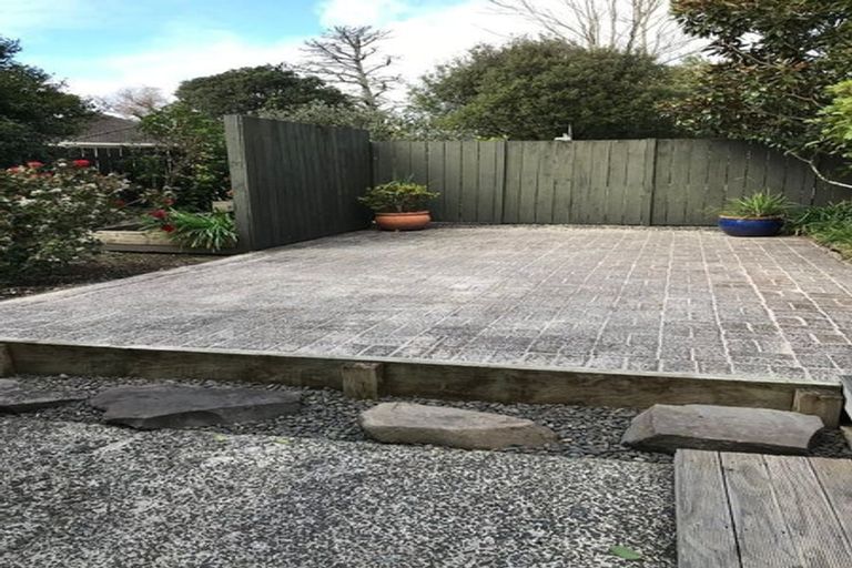 Photo of property in 23 Tamariki Avenue, Kelston, Auckland, 0602