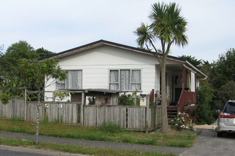 Photo of property in 9 Mona Vale, West Harbour, Auckland, 0618