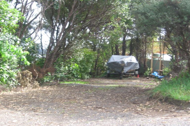 Photo of property in 1590 Wyuna Bay Road, Wyuna Bay, Coromandel, 3581