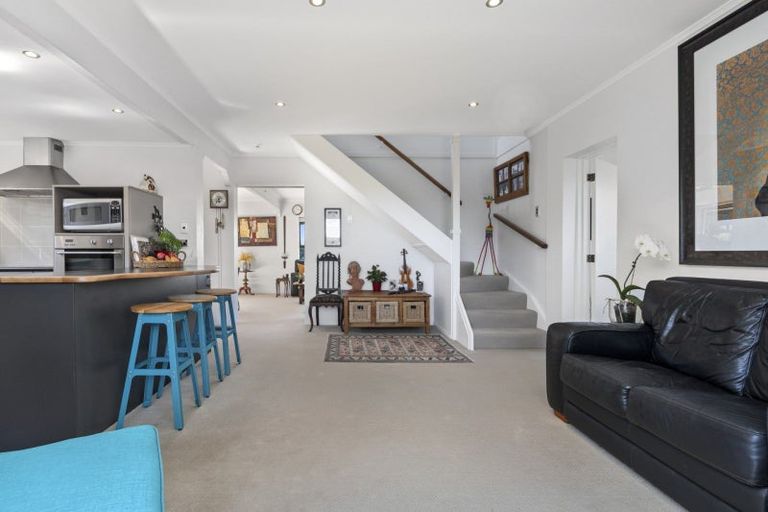 Photo of property in 5b Stratford Place, Otumoetai, Tauranga, 3110