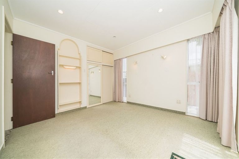 Photo of property in 104 Apollo Parade, Milson, Palmerston North, 4414