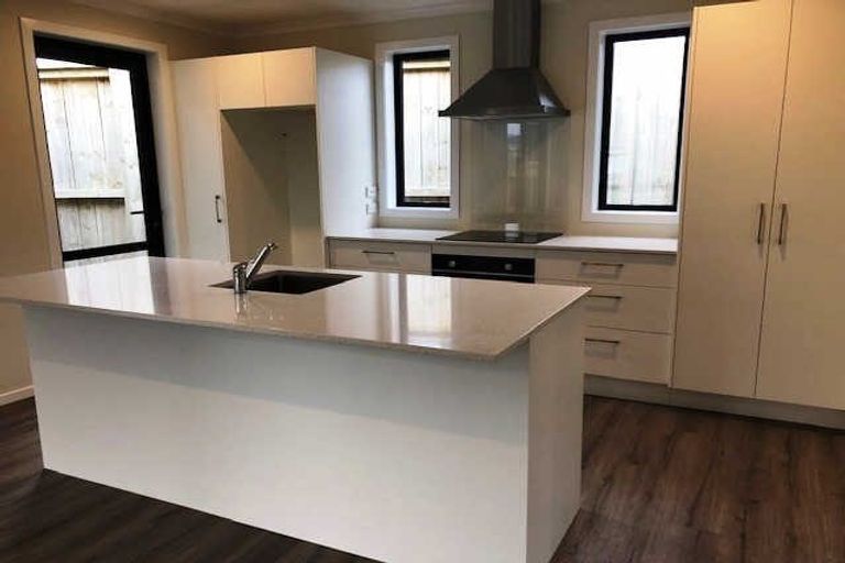 Photo of property in 22 Foley Grove, Pyes Pa, Tauranga, 3110