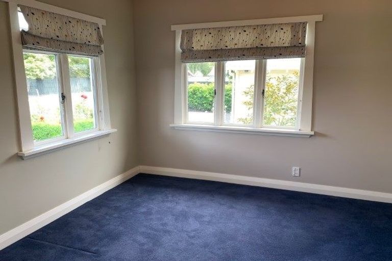 Photo of property in 58 Searells Road, Strowan, Christchurch, 8052