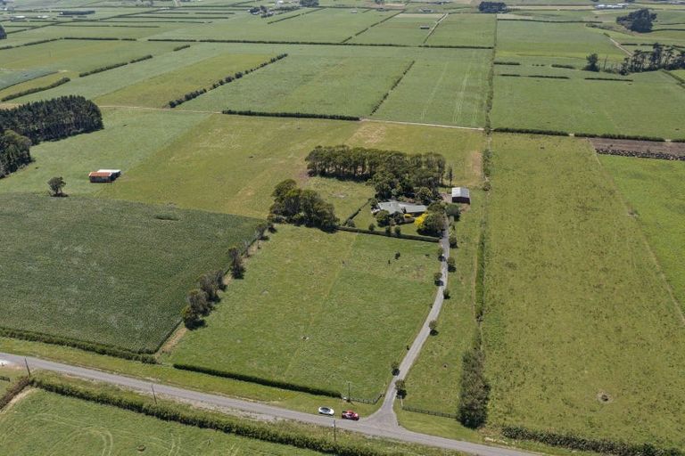 Photo of property in 90 Wirihana Road, Hawera, 4674